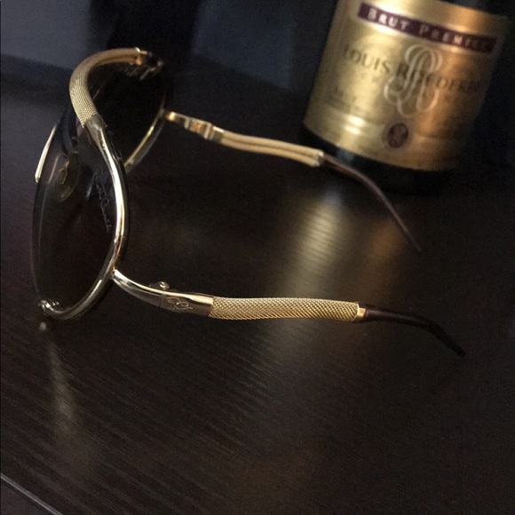 Sunglasses - Picture 4 of 6